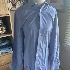 Banana Republic Blue Checkered Slim Fit Shirt - Large